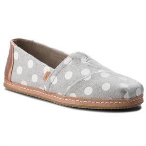 BNIB TOMS Womens Grey Polka Dot shoes 7.5